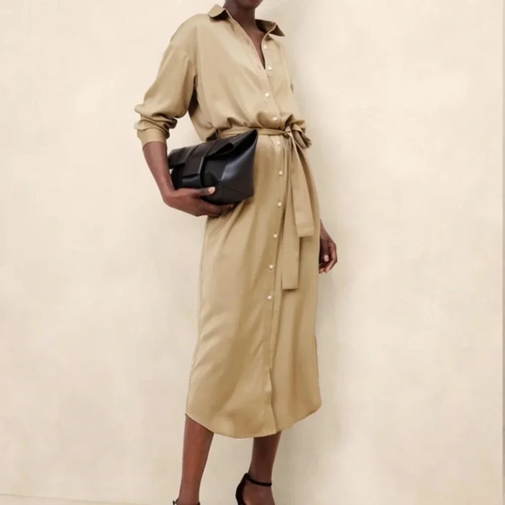 Banana Republic Factory Tie-Waist Maxi Shirtdress